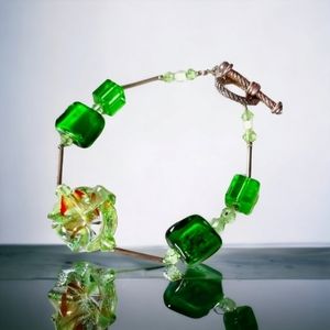 Vintage Four Leaf Clover Glass Beaded Bracelet Hand Crafted